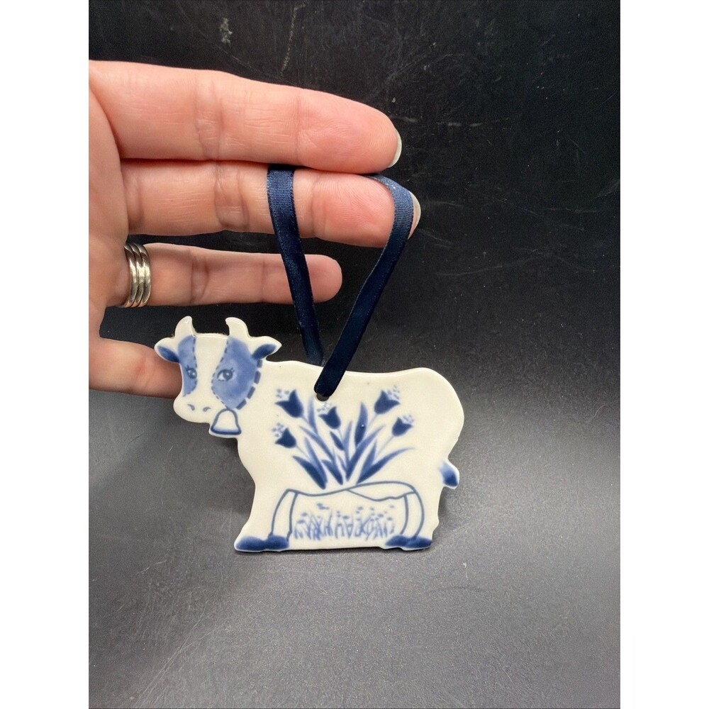 Vintage Russ Porcelain Ceramic Ornament Blue & White Cow Kitchen Decor
